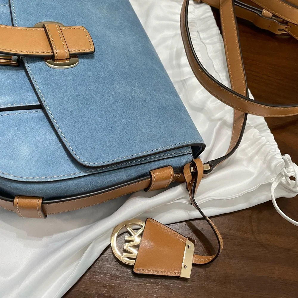 Authentic Michael Kors Romy Crossbody - Picture 5 of 10